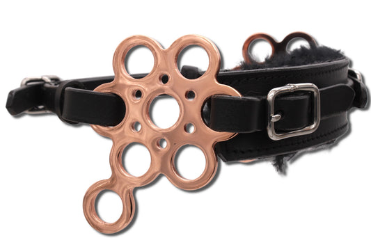 Hackamore Flower rosegold mit Lammfell, gebisslose Zäumung